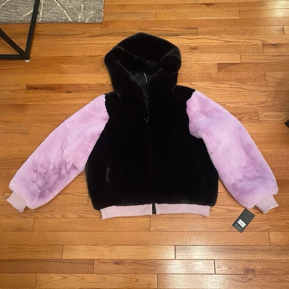 Forever 21 faux fur coat - Picture 3 of 3
